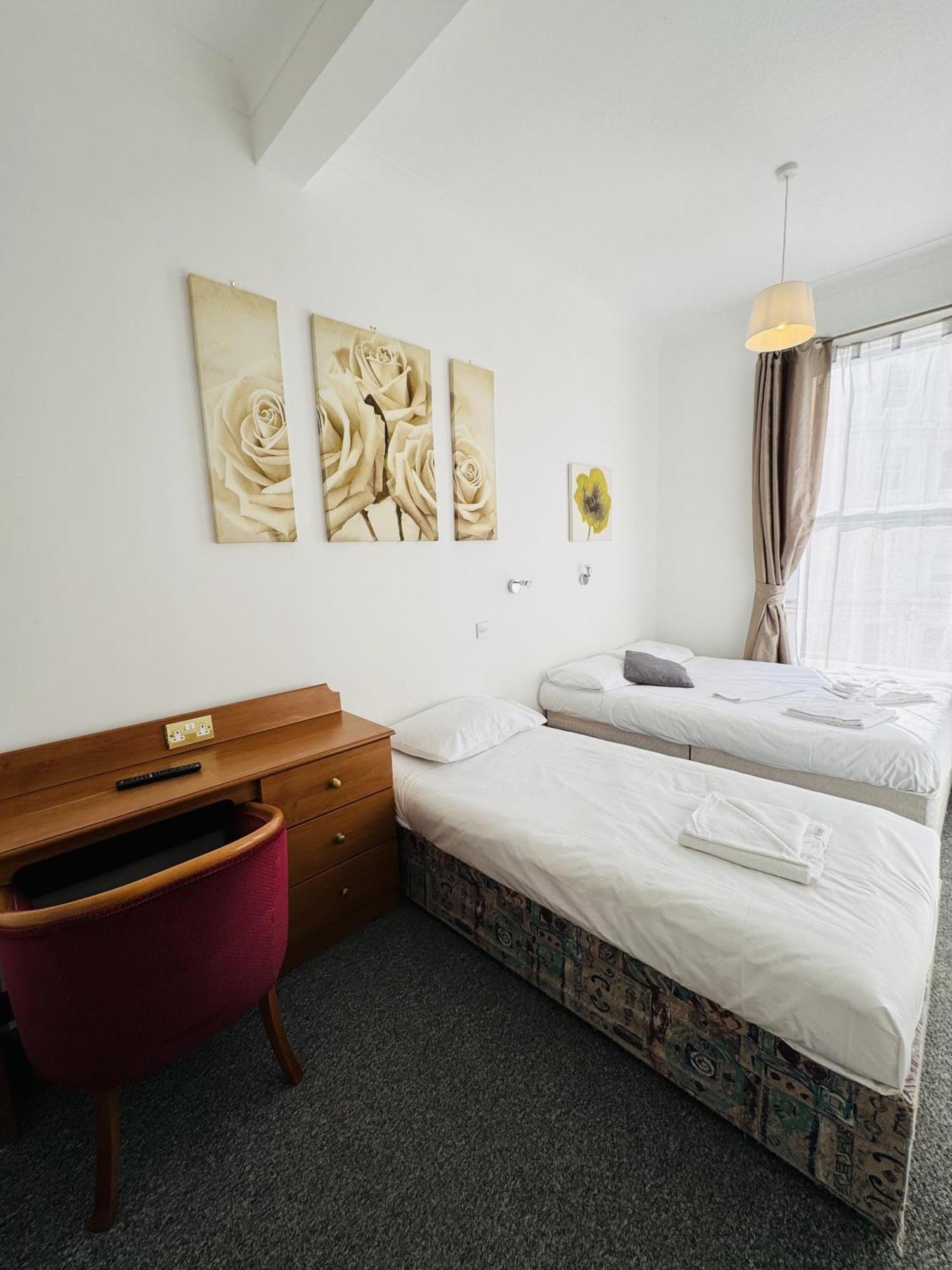 Carlton Court Hotel WTA Eastbourne Zimmer foto