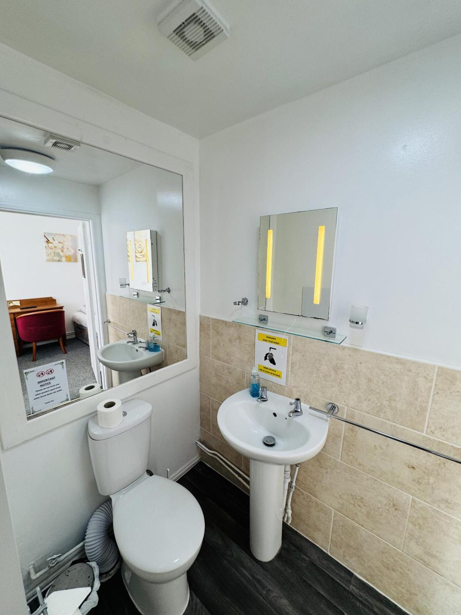 Carlton Court Hotel WTA Eastbourne Zimmer foto